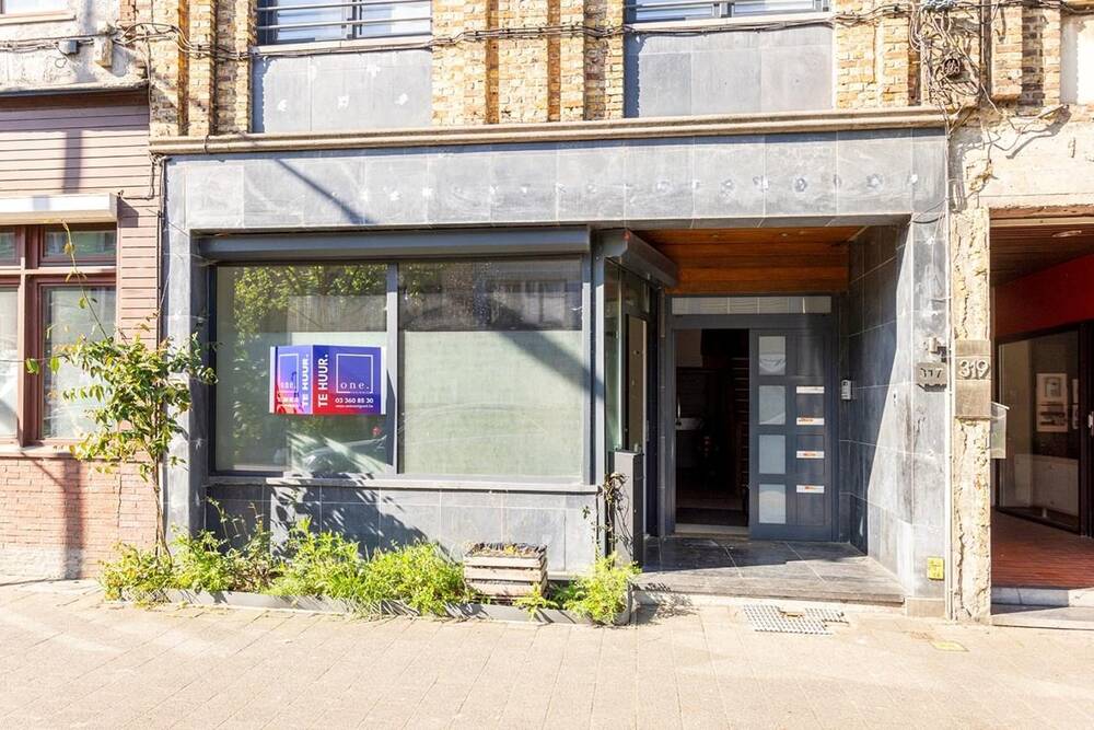 Commerce à louer à Deurne 2100 750.00€ chambres m² - annonce 462719