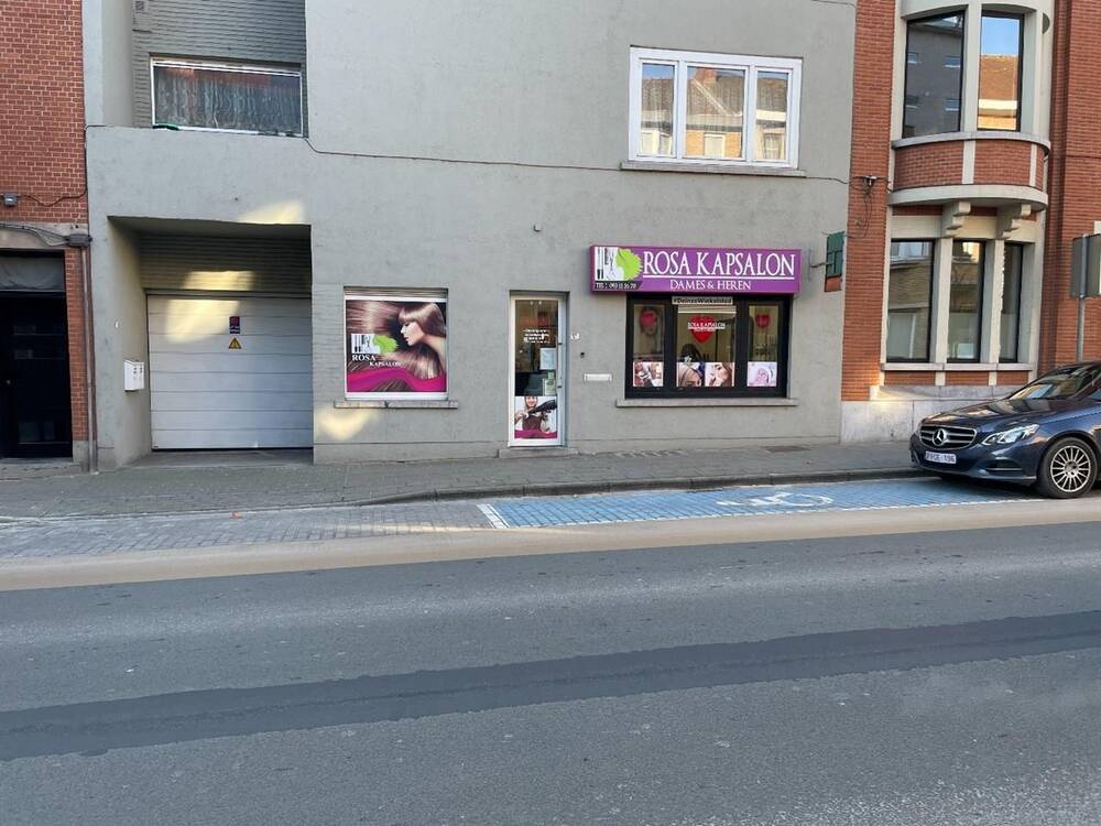 Commerce à louer à Deinze 9800 890.00€ chambres 48.00m² - annonce 461402