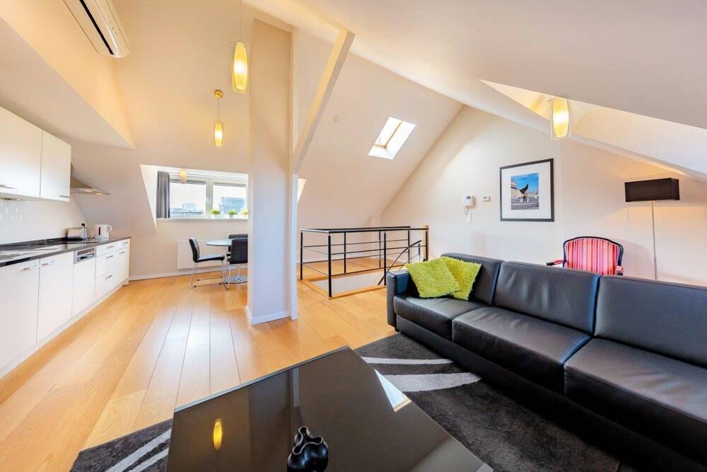 Duplex à louer à Etterbeek 1040 1650.00€ 2 chambres 130.00m² - annonce 461757