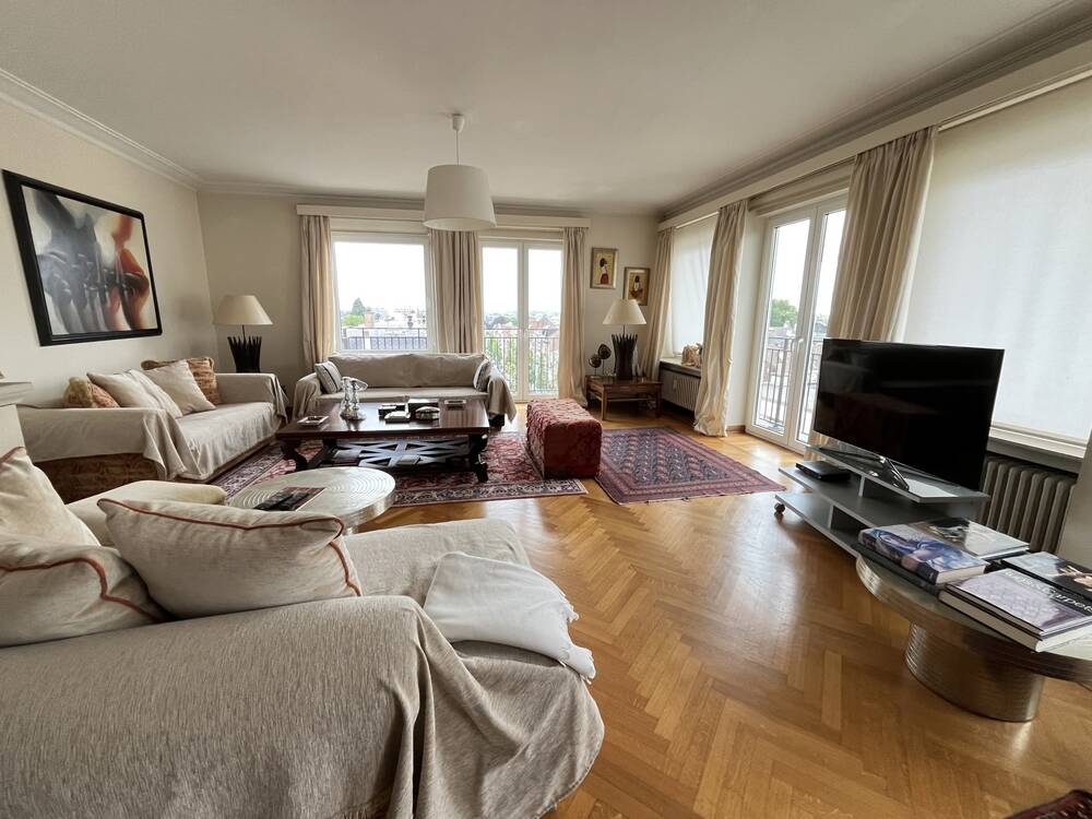 Penthouse à louer à Woluwe-Saint-Pierre 1150 1950.00€ 3 chambres 188.00m² - annonce 461797