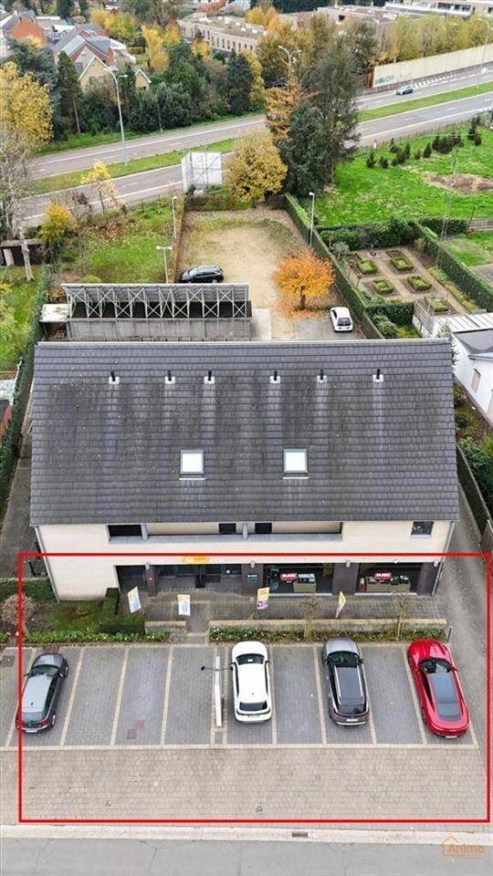 Commerce à vendre à Zonhoven 3520 499000.00€  chambres m² - annonce 462059