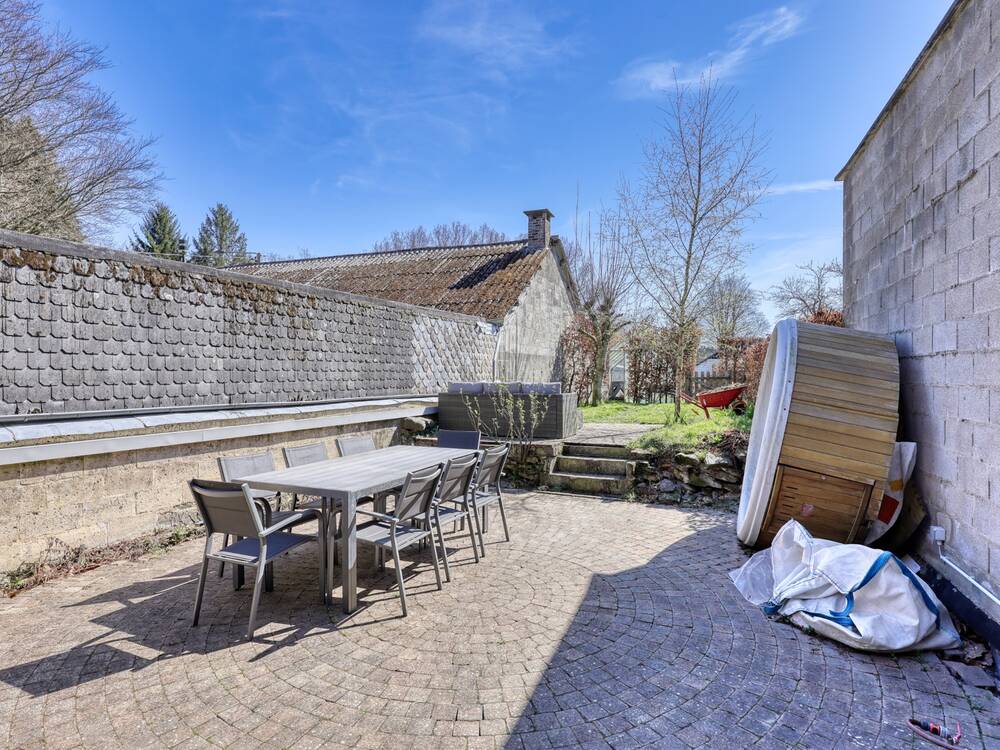 Immeuble mixte à vendre à Gedinne 5575 169000.00€ 4 chambres 247.00m² - annonce 462130