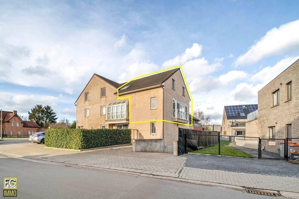 Duplex à vendre à Bilzen 3740 265000.00€ 3 chambres 136.00m² - annonce 461722