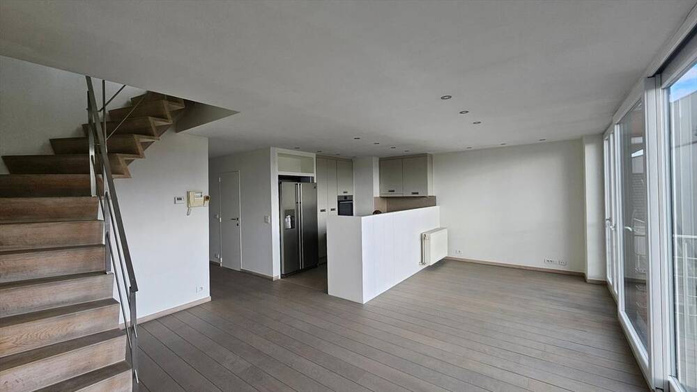 Penthouse à louer à Courtrai 8500 1100.00€ 2 chambres 143.00m² - annonce 462644