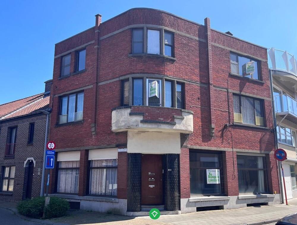 Immeuble de rapport - Immeuble à appartement à vendre à Roulers 8800 130000.00€ 3 chambres 160.00m² - annonce 462603