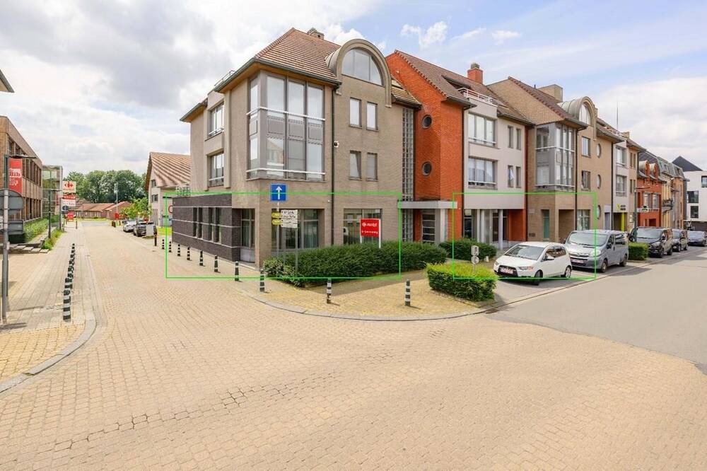 Commerce à vendre à Pittem 8740 420000.00€  chambres m² - annonce 462375
