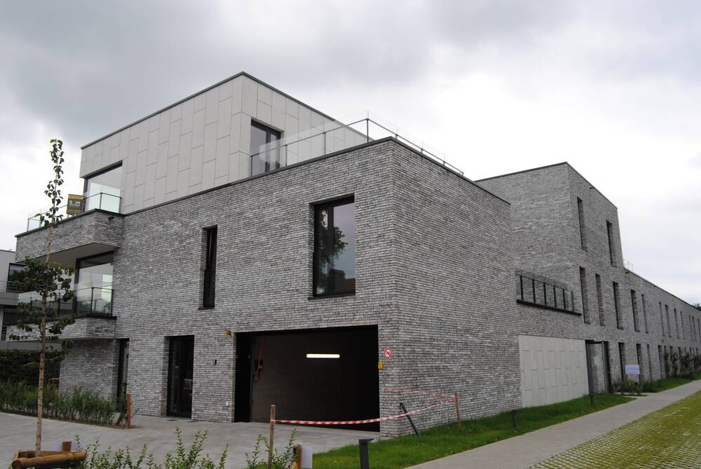 Parking & garage te huur in Genk 3600 60.00€ slaapkamers m² - Zoekertje 462688