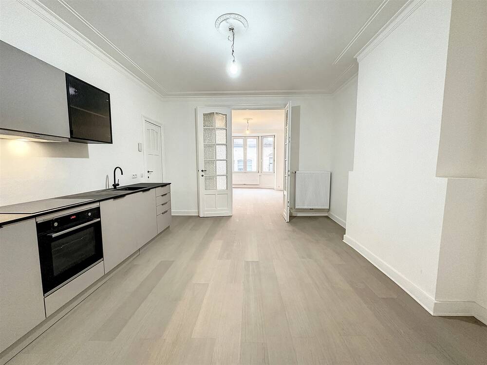 Mixgebouw te  koop in Ukkel 1180 1500000.00€ 10 slaapkamers 505.00m² - Zoekertje 463584