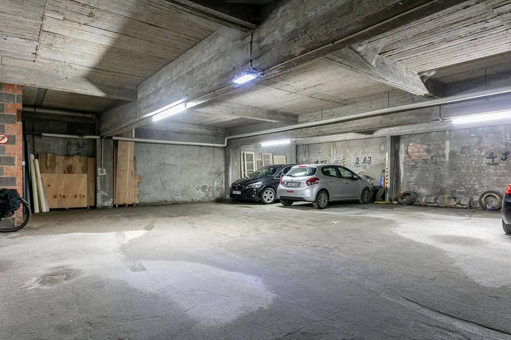 Box à vendre à Borgerhout 2140 20000.00€ chambres m² - annonce 463666