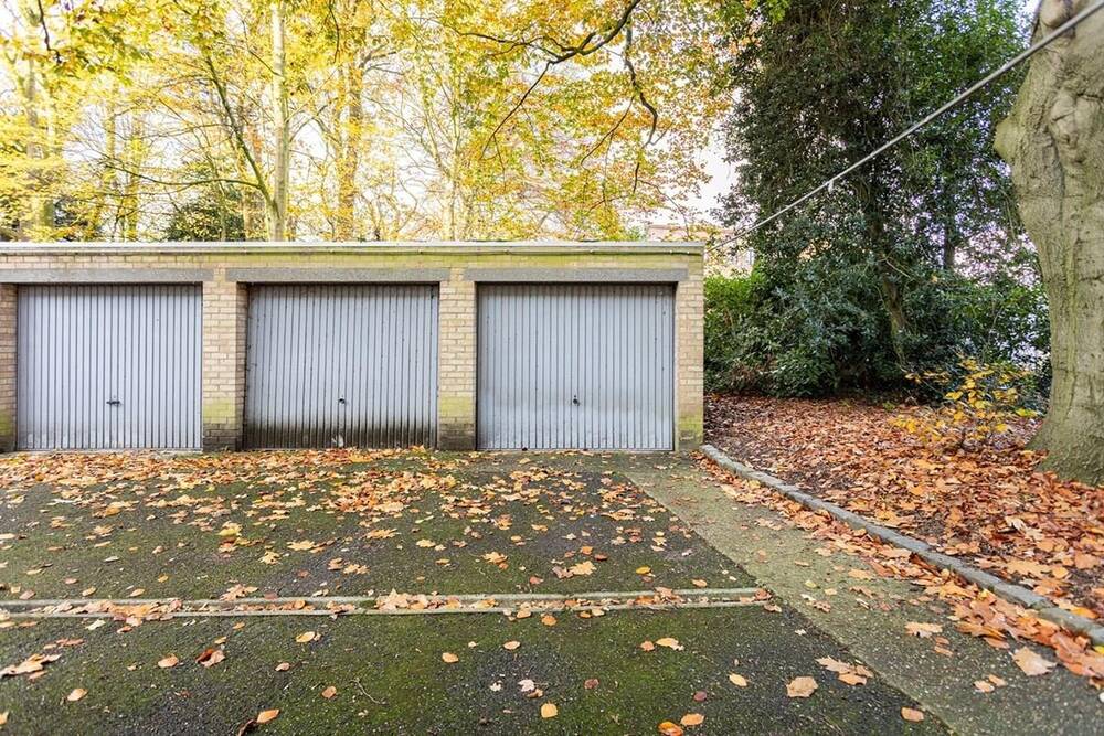 Box à vendre à Deurne 2100 25000.00€ chambres m² - annonce 462877