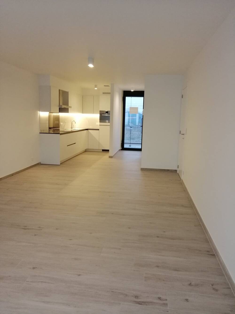 Rez-de-chaussée à louer à Diepenbeek 3590 890.00€ 2 chambres 82.00m² - annonce 463298