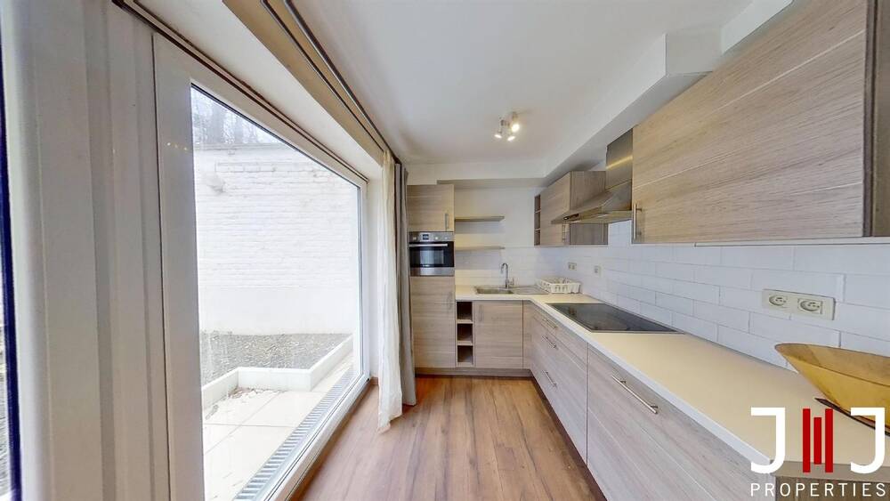 Appartement te  huur in Etterbeek 1040 1100.00€ 1 slaapkamers 50.00m² - Zoekertje 463562