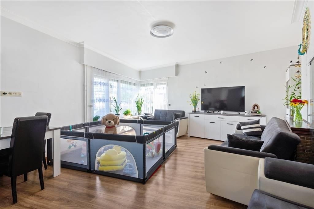 Rez-de-chaussée à vendre à Deurne 2100 269000.00€ 3 chambres 125.00m² - annonce 463631