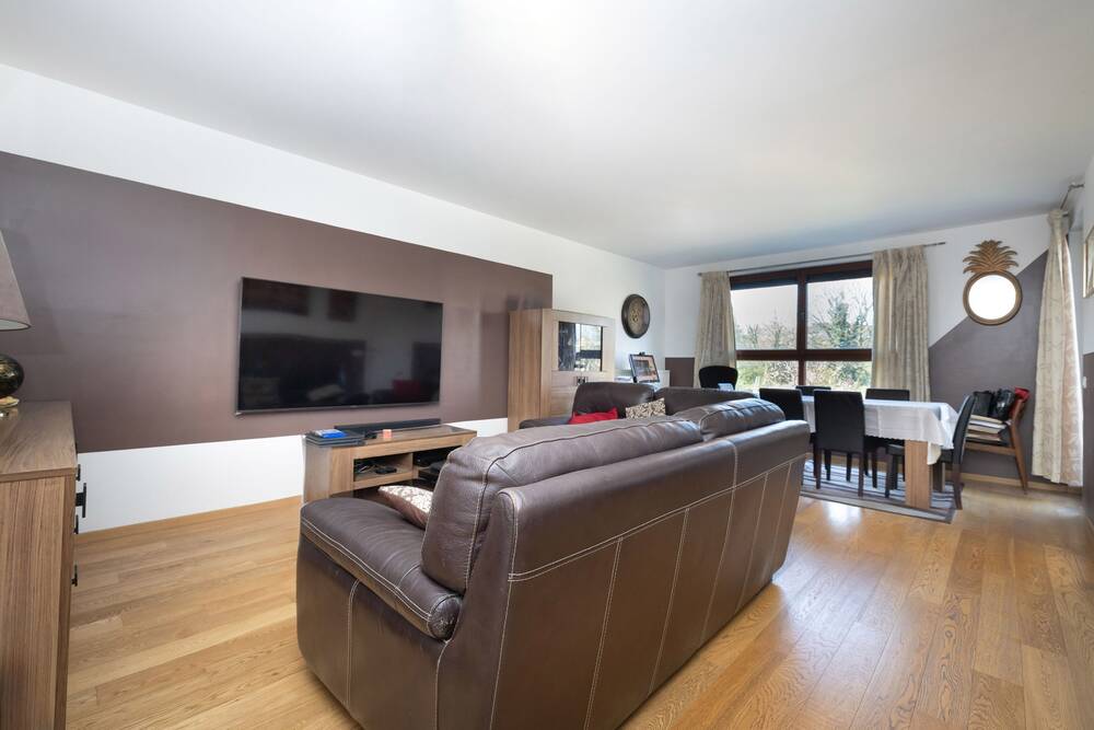 Appartement te koop in Sint-Jans-Molenbeek 1080 230000.00€ 2 slaapkamers 90.00m² - Zoekertje 462925