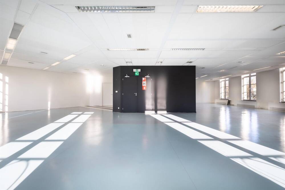 Handelszaak te  huur in Brussel 1000 1687.50€  slaapkamers 150.00m² - Zoekertje 463062