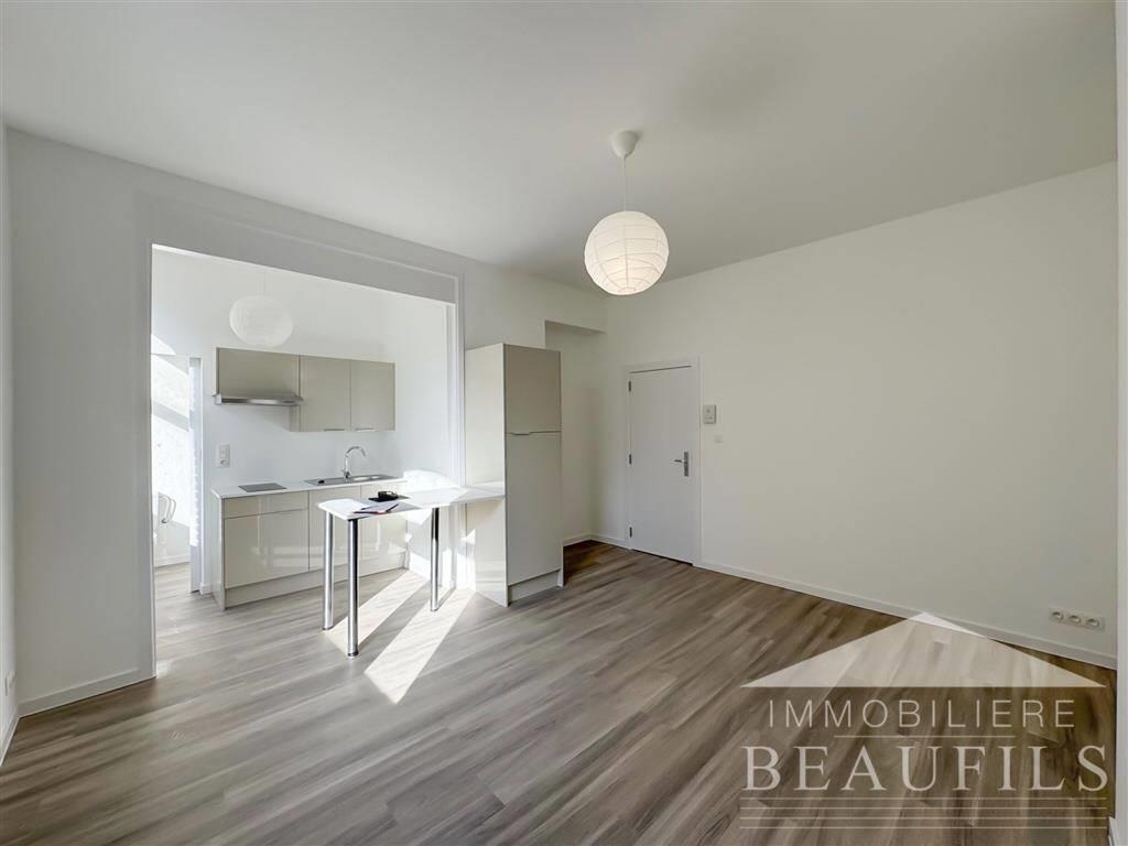 Appartement te  huur in Sint-Lambrechts-Woluwe 1200 790.00€  slaapkamers 32.00m² - Zoekertje 462847