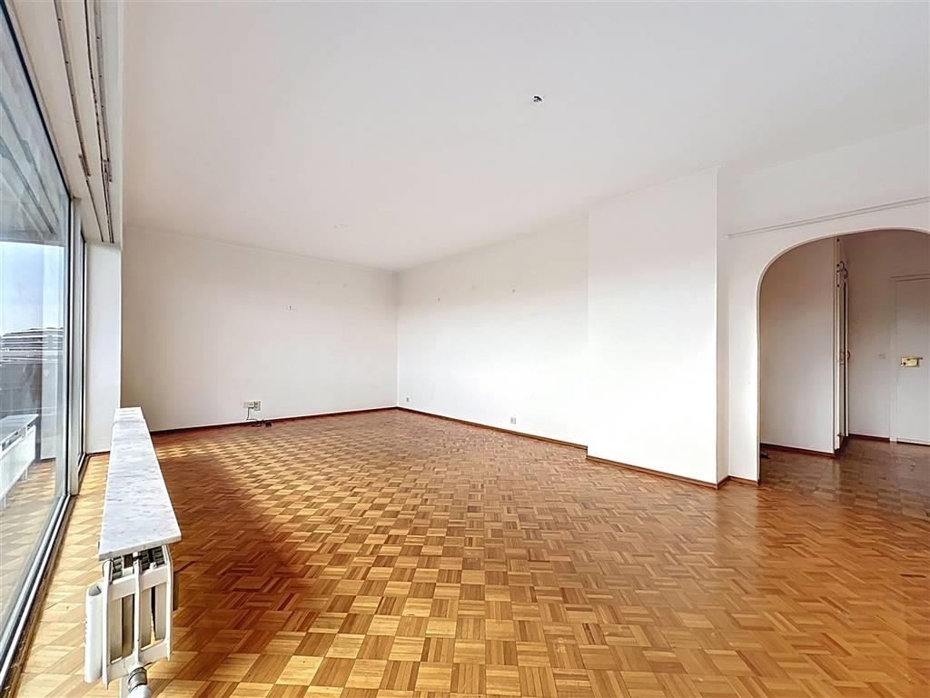 Appartement te koop in Sint-Jans-Molenbeek 1080 220000.00€ 2 slaapkamers 85.00m² - Zoekertje 463532