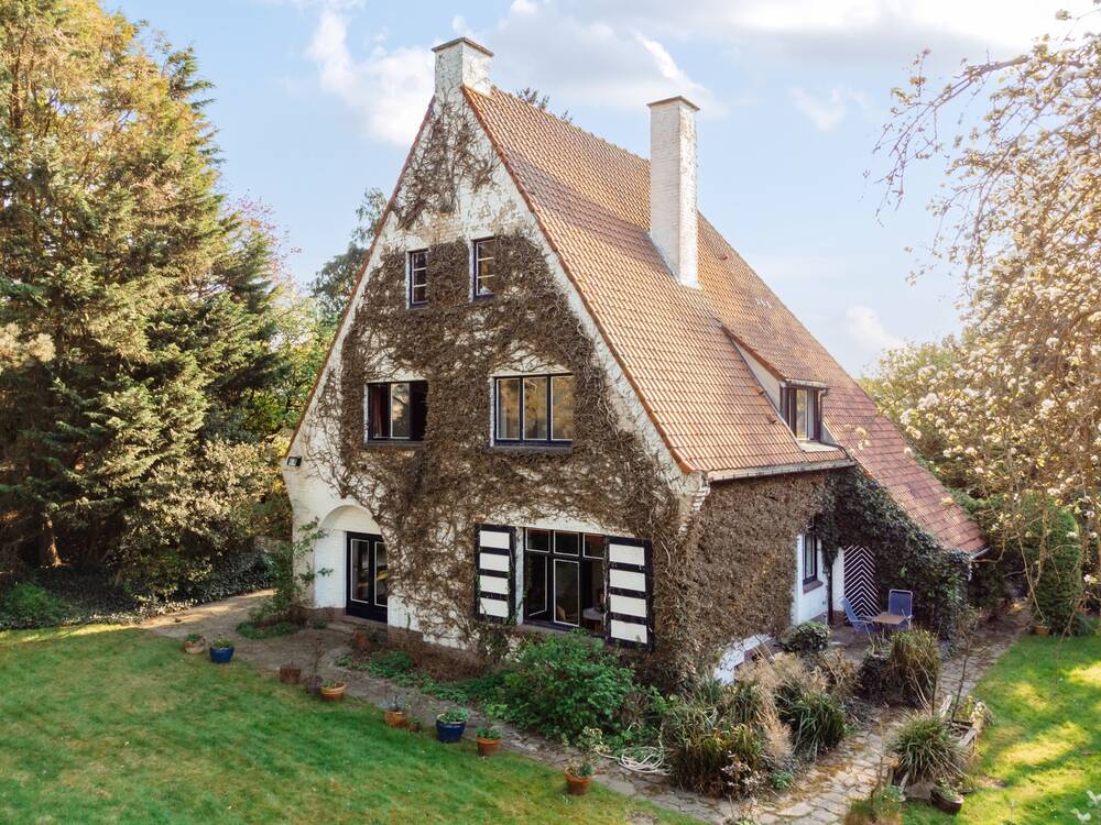 Huis te  koop in Ukkel 1180 1490000.00€ 6 slaapkamers 257.00m² - Zoekertje 463679