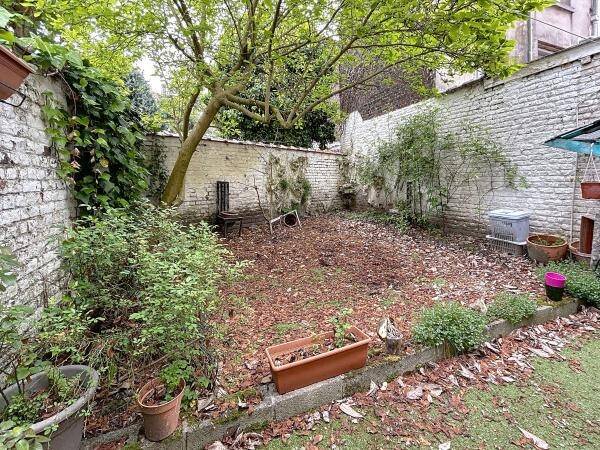 Appartementsgebouw te koop in Schaarbeek 1030 549000.00€ 4 slaapkamers 273.00m² - Zoekertje 462853
