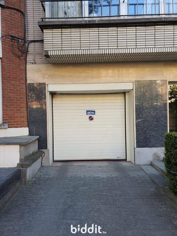 Parking / garage à vendre à Etterbeek 1040 20000.00€ chambres m² - annonce 463121