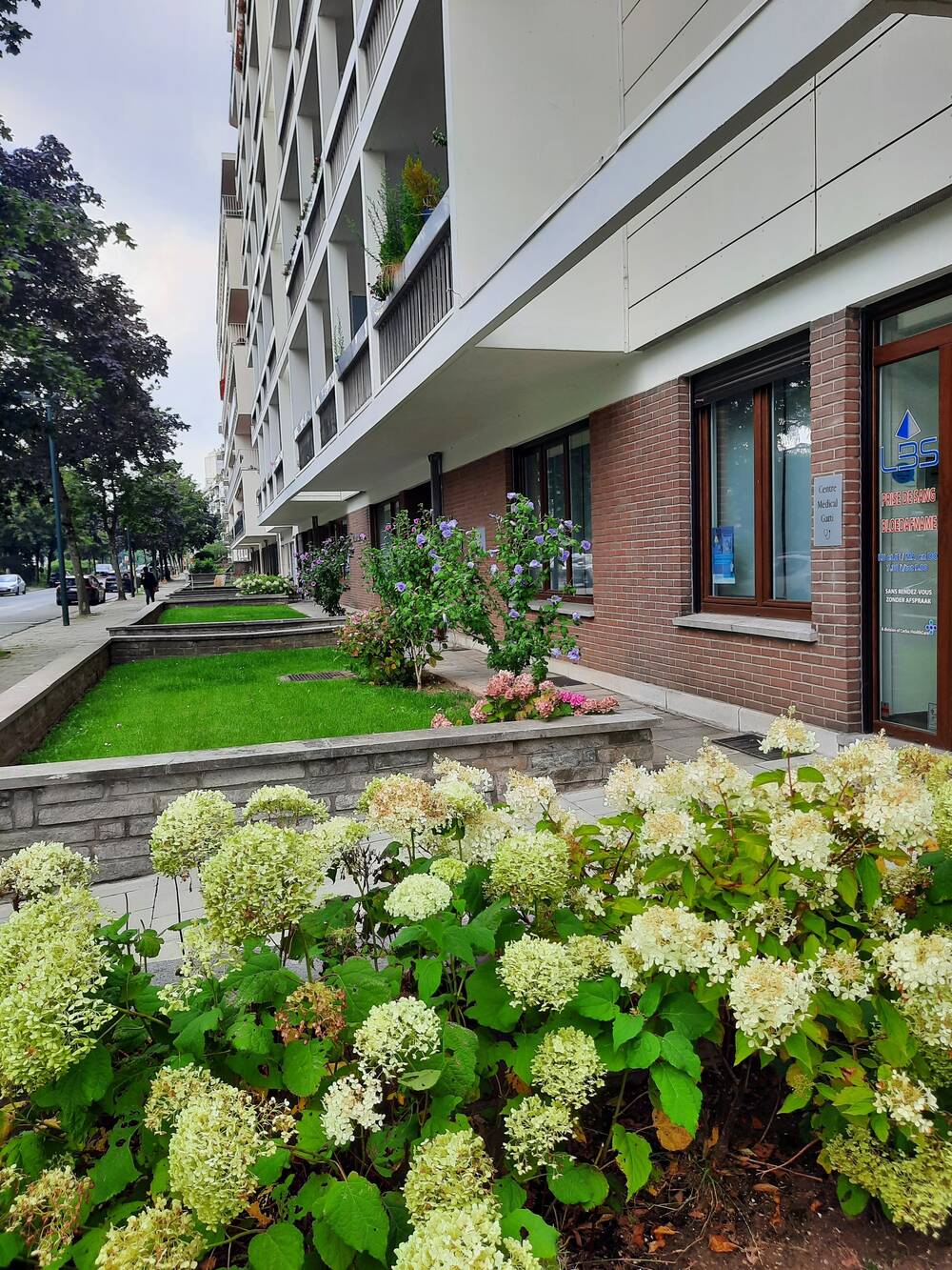 Parking / garage à louer à Uccle 1180 90.00€ chambres m² - annonce 464401