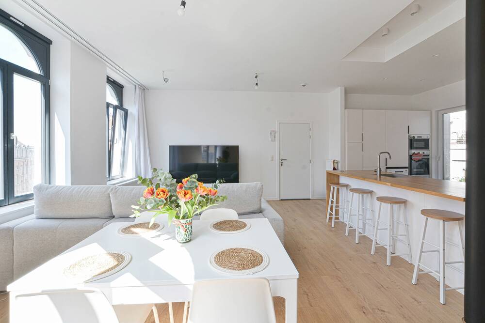Appartement à à Saint-Gilles 1060 1800.00€ 3 chambres 142.00m² - annonce 464762