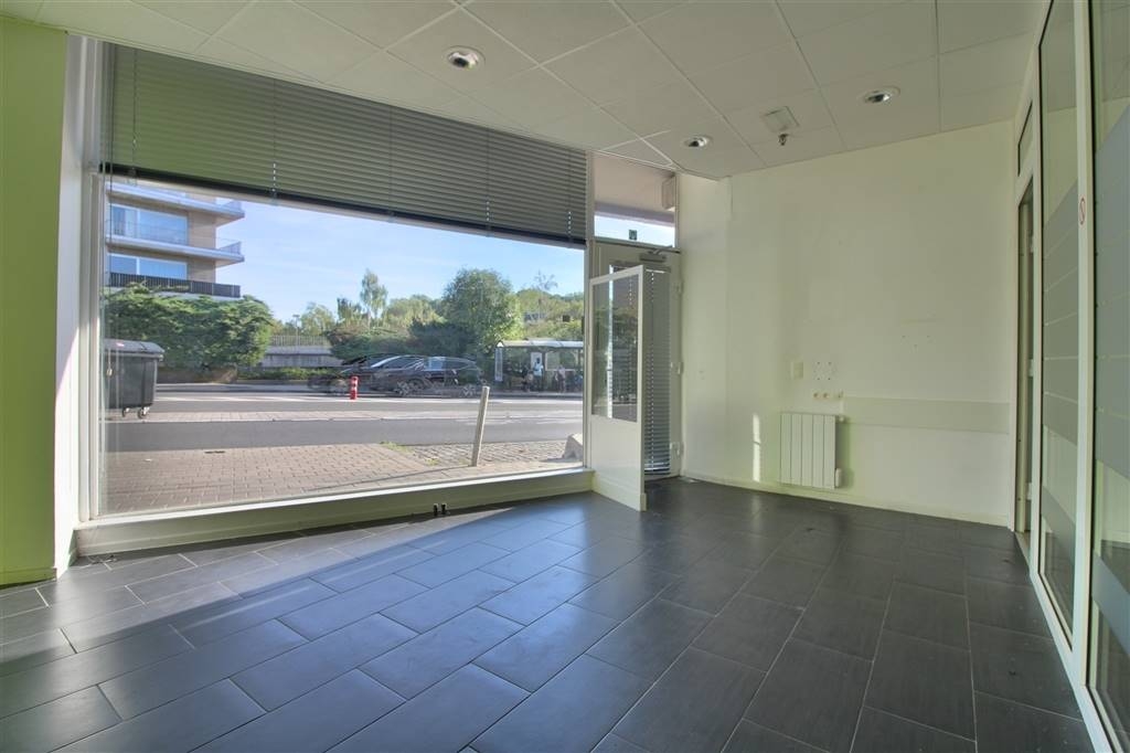 Handelszaak te huur in Watermaal-Bosvoorde 1170 960.00€ slaapkamers 40.00m² - Zoekertje 467271