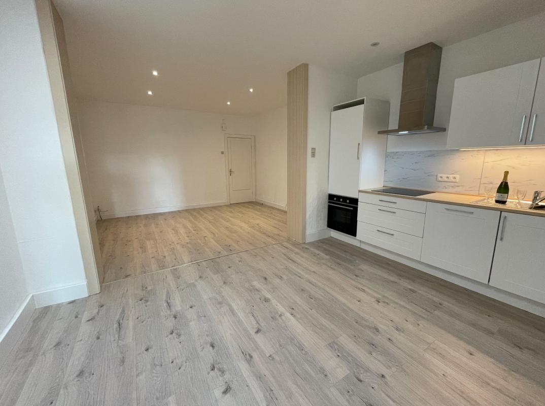Studio à louer à Bruxelles 1000 990.00€ 1 chambres 35.00m² - annonce 466704