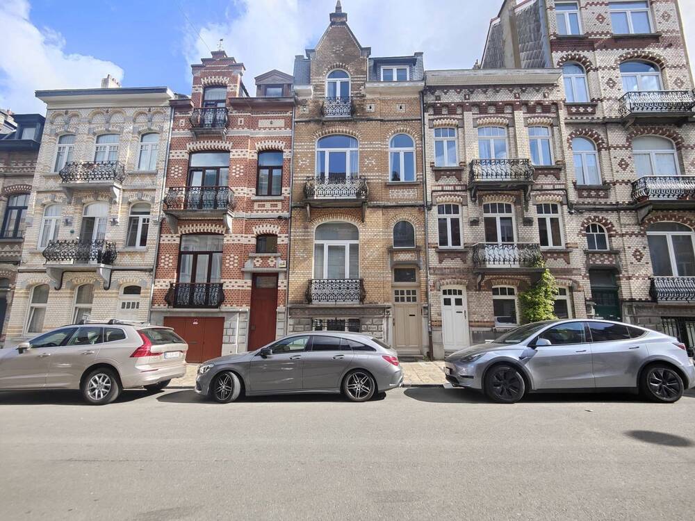 Maison à louer à Schaerbeek 1030 2200.00€ 3 chambres 222.00m² - annonce 466715