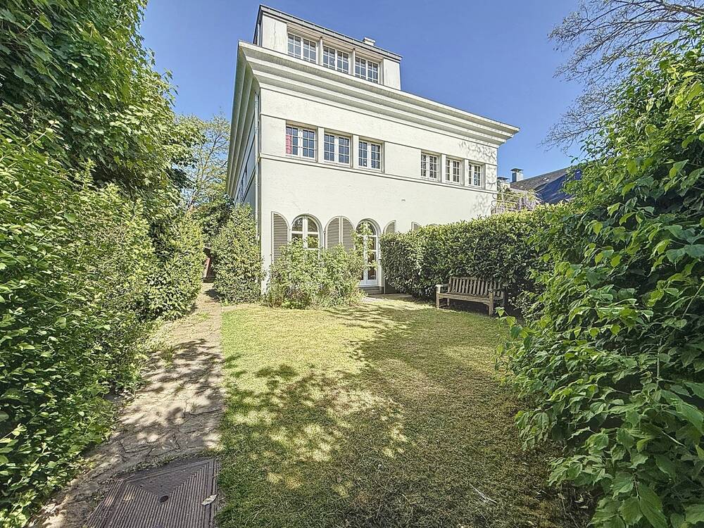 Maison à louer à Uccle 1180 3900.00€ 4 chambres 262.00m² - annonce 468598