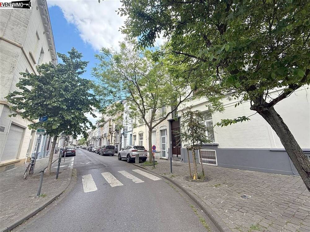Immeuble de rapport - Immeuble à appartement à vendre à Schaerbeek 1030 310000.00€ 3 chambres 120.00m² - annonce 469415