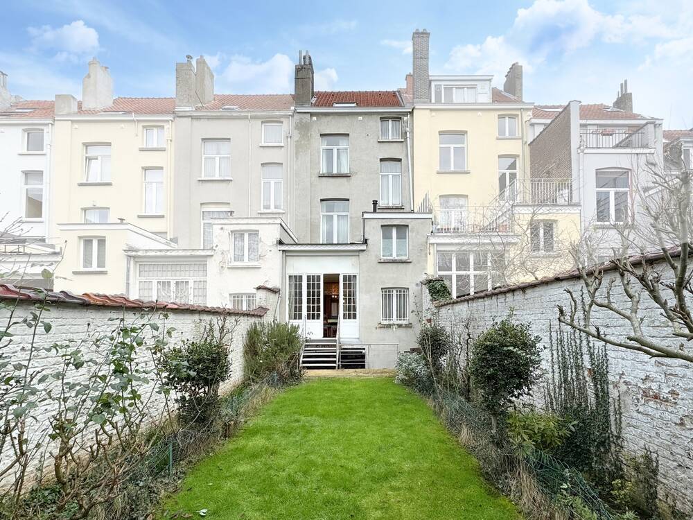 Maison de maître à vendre à Bruxelles 1000 925000.00€ 6 chambres 300.00m² - annonce 468414