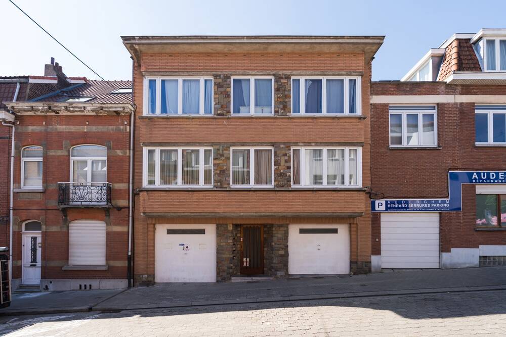 Immeuble mixte à vendre à Auderghem 1160 750000.00€ 4 chambres 195.00m² - annonce 470159