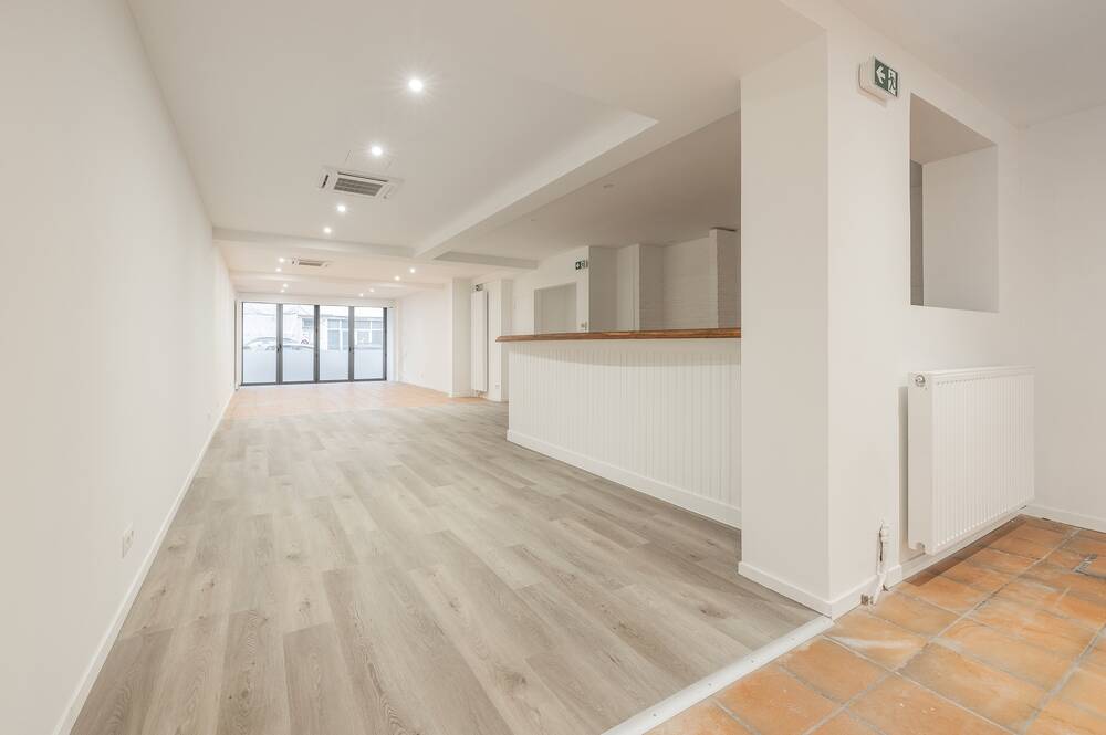 Handelszaak te huur in Ukkel 1180 3500.00€ slaapkamers 190.00m² - Zoekertje 469467