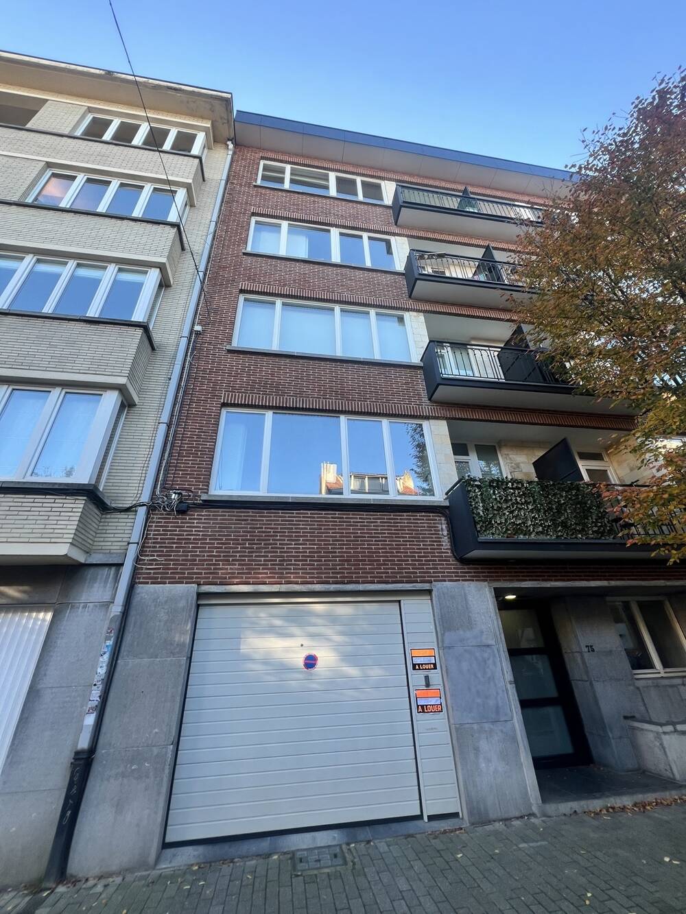 Parking / garage à vendre à Uccle 1180 95000.00€ chambres m² - annonce 470170