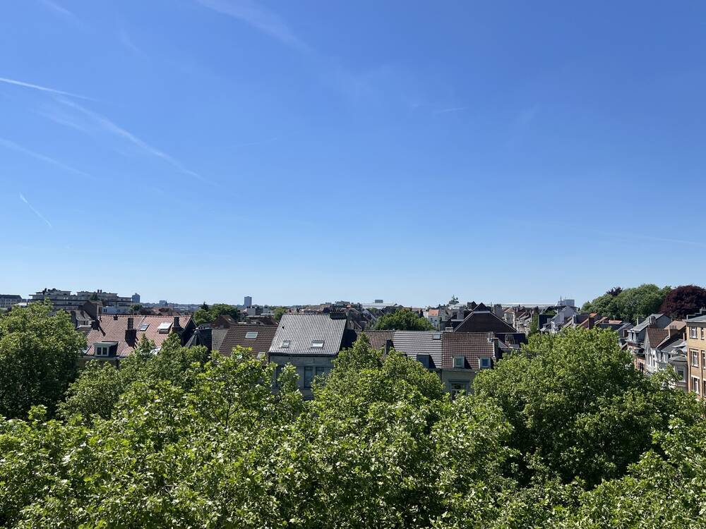 Appartement à louer à Woluwe-Saint-Lambert 1200 1700.00€ 2 chambres 80.00m² - annonce 470862