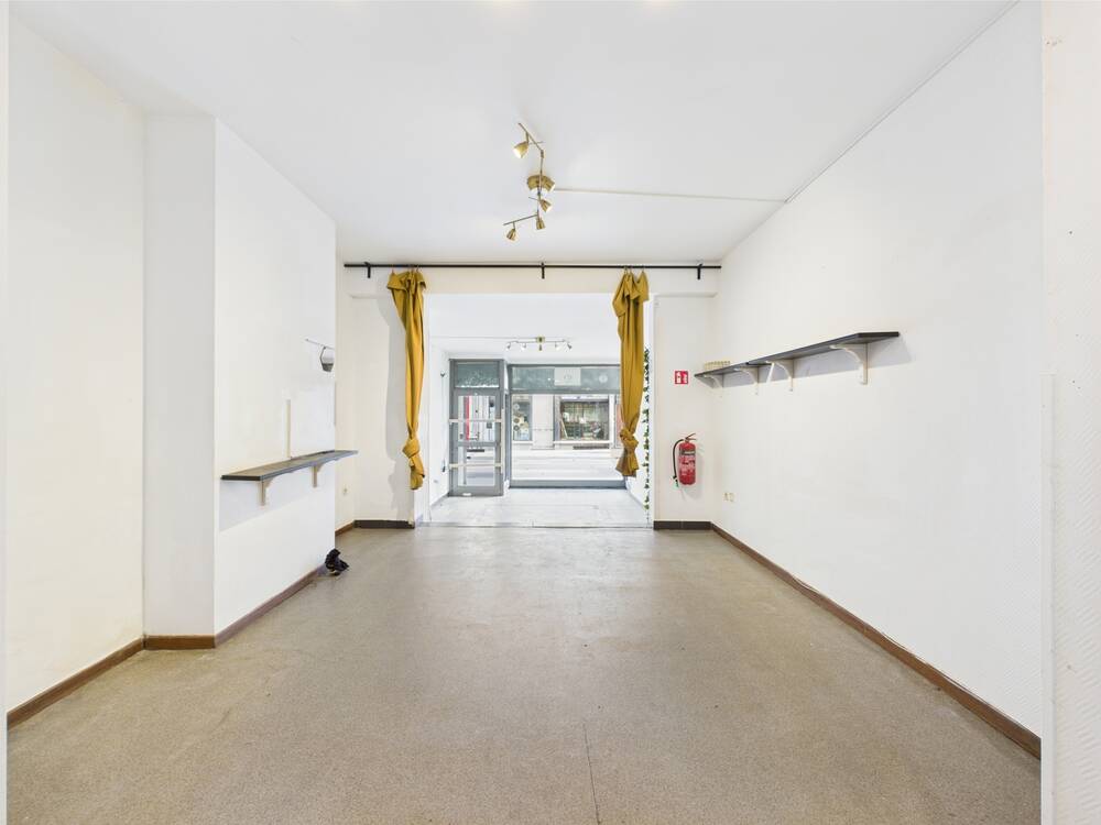 Commerce à louer à Bruxelles 1000 1200.00€  chambres 50.00m² - annonce 470822