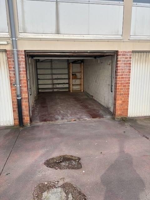 Parking / garage à vendre à Forest 1190 30000.00€ chambres m² - annonce 473234