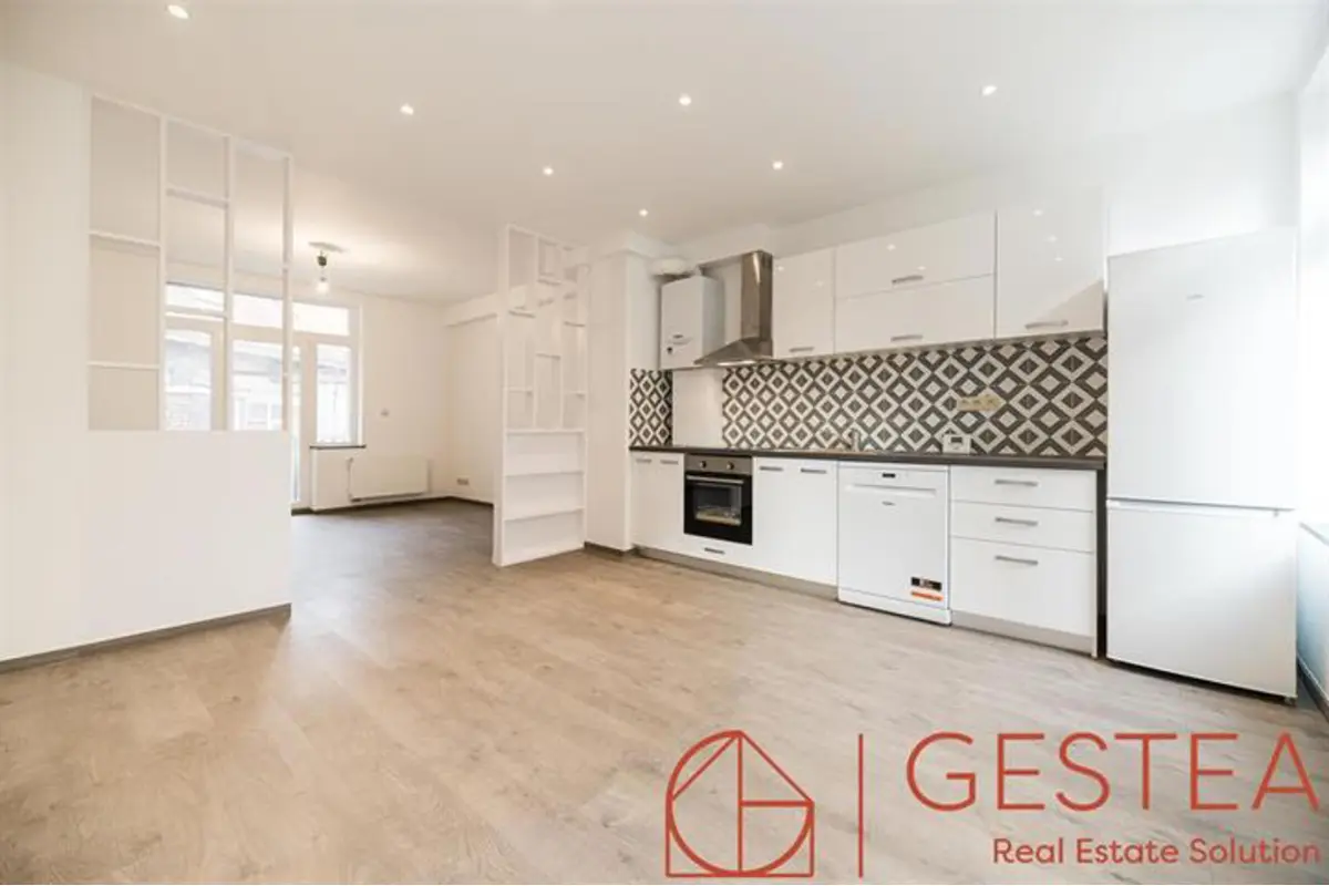 Studio à vendre à Forest 1190 249000.00€ 1 chambres 50.00m² - annonce 471860