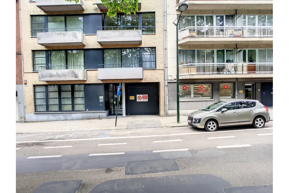 Box te  huur in Laken 1020 100.00€  slaapkamers m² - Zoekertje 471364