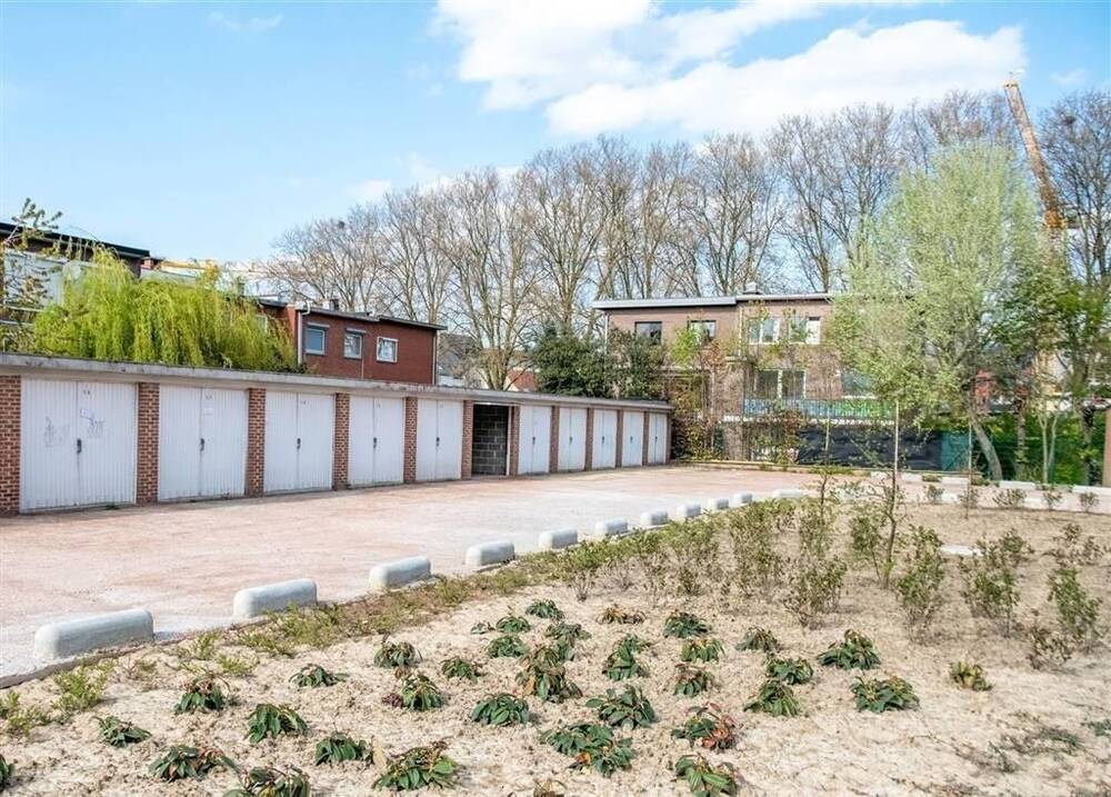 Parking / garage à louer à Evere 1140 150.00€ chambres m² - annonce 473822