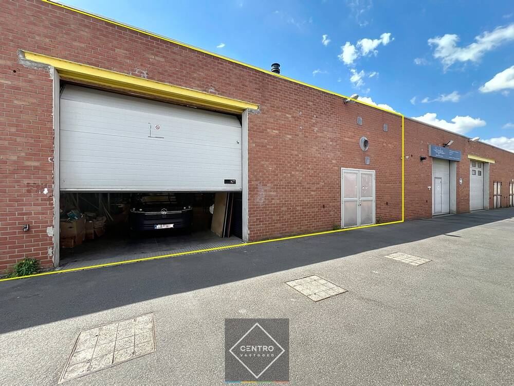 Loft à louer à Roulers 8800 995.00€ chambres 420.00m² - annonce 472332