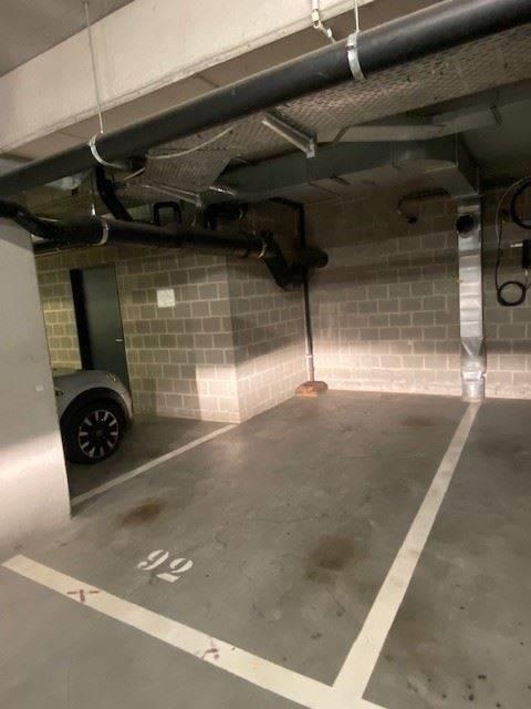 Parking & garage te huur in Etterbeek 1040 140.00€ slaapkamers m² - Zoekertje 472398