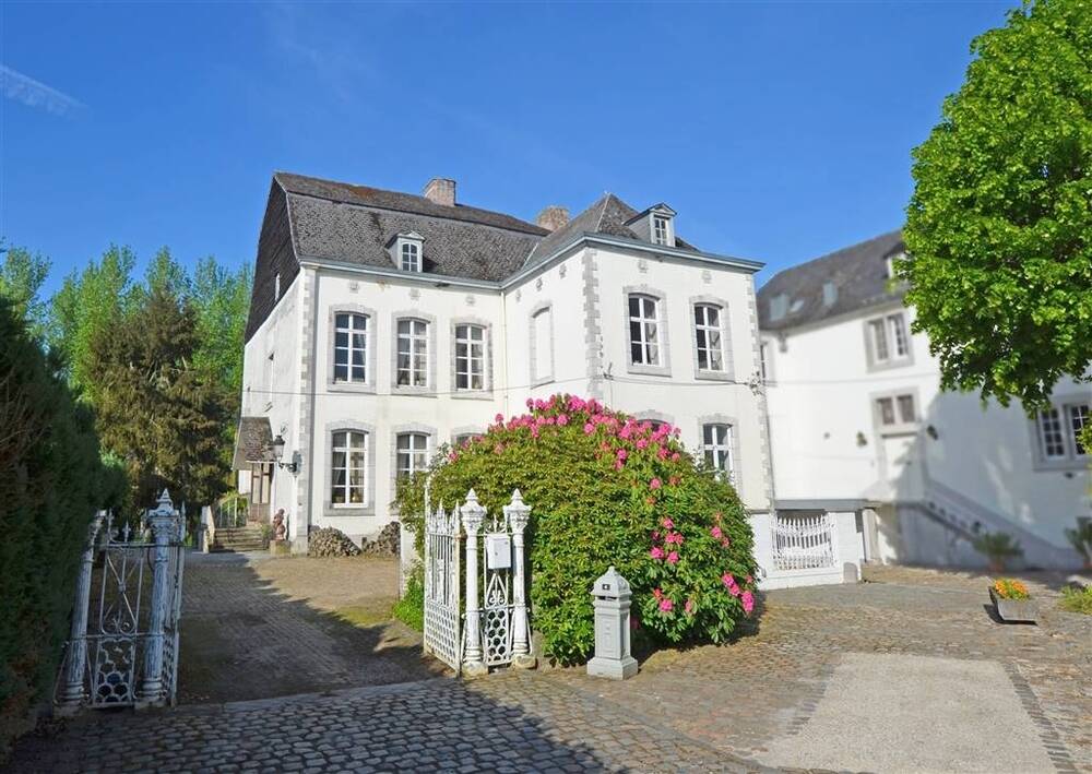 Kasteel te koop in Hasselt 3500 675000.00€ 4 slaapkamers 508.00m² - Zoekertje 475124