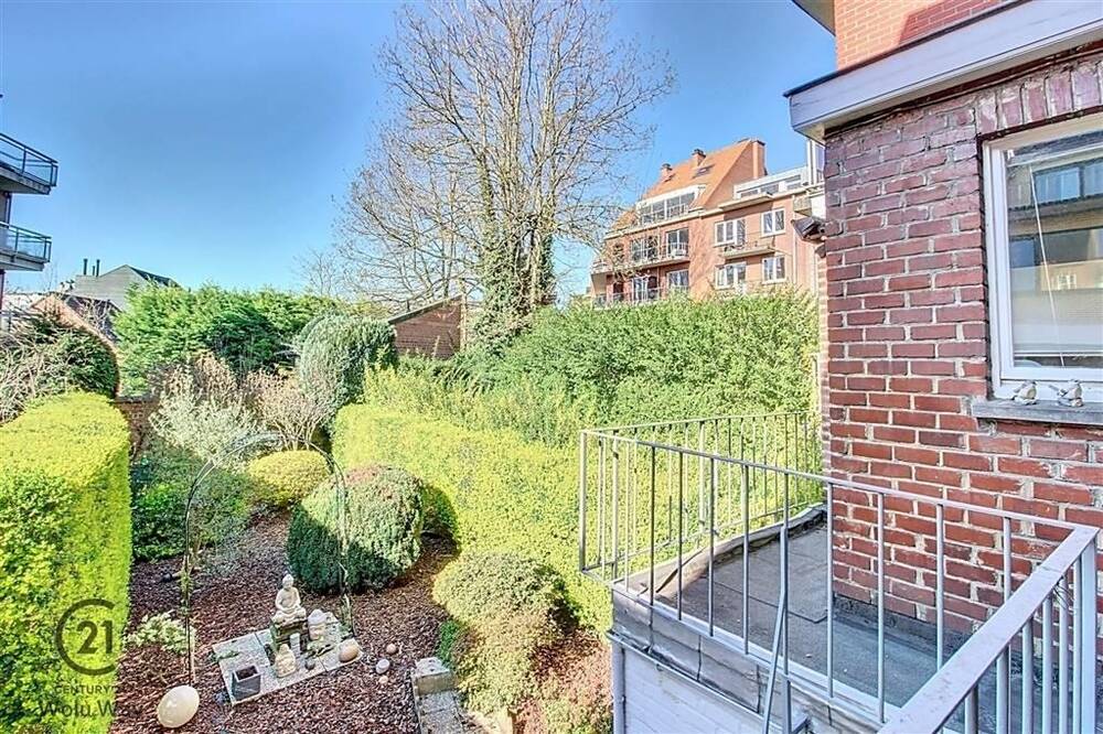 Huis te koop in Sint-Lambrechts-Woluwe 1200 570000.00€ 5 slaapkamers 213.00m² - Zoekertje 474588