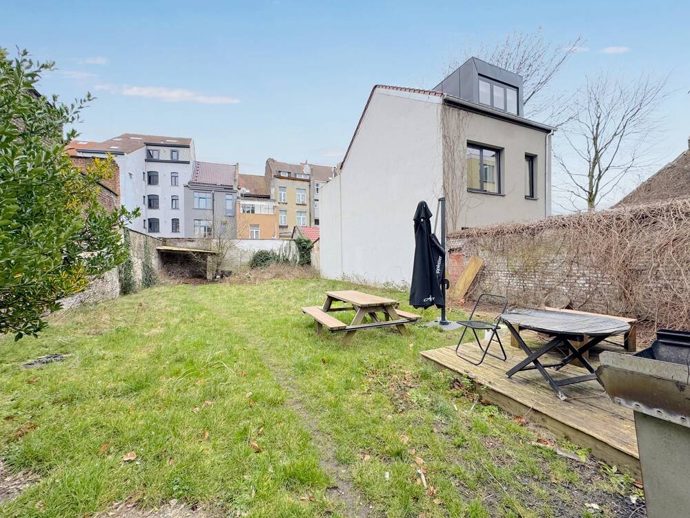 Immeuble de rapport - Immeuble à appartement à vendre à Schaerbeek 1030 875000.00€ 8 chambres 470.00m² - annonce 474992