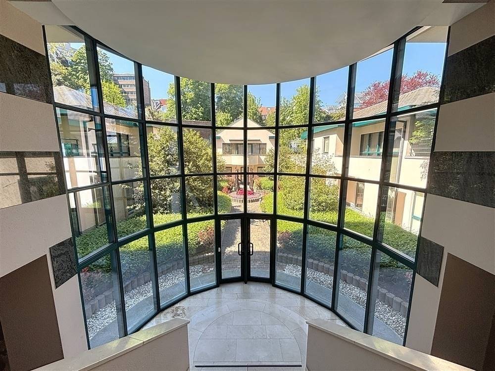 Commerce à vendre à Ixelles 1050 275000.00€ 1 chambres 70.00m² - annonce 474855