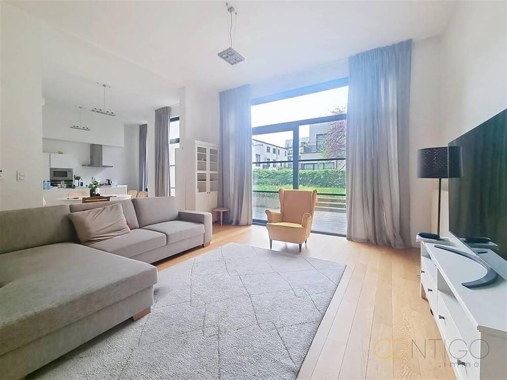 Rez-de-chaussée à louer à Ixelles 1050 2550.00€ 3 chambres 135.00m² - annonce 475461
