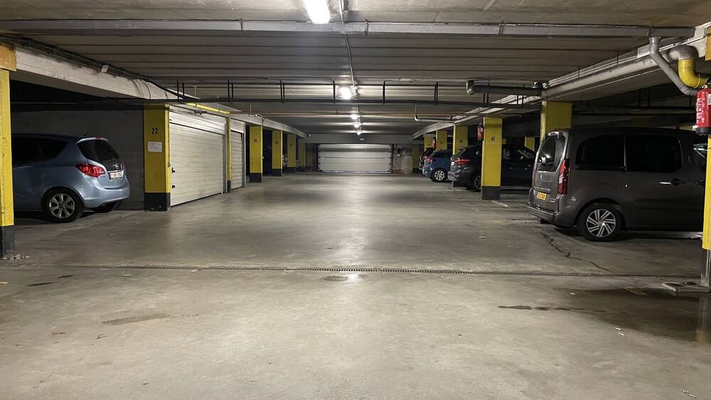 Parking à vendre à Schaerbeek 1030 20000.00€ chambres m² - annonce 475309