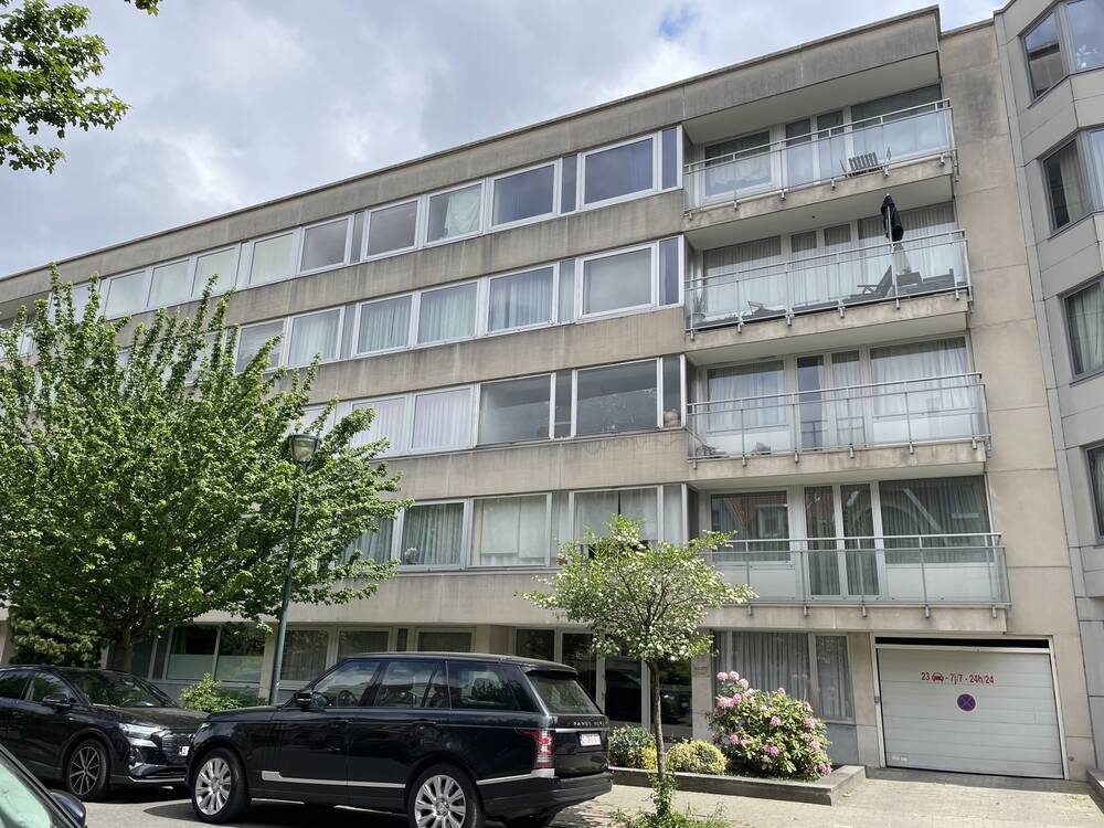 Parking & garage te koop in Sint-Lambrechts-Woluwe 1200 35000.00€ slaapkamers m² - Zoekertje 476053